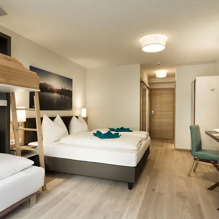 Sportwelt Hotell 3*