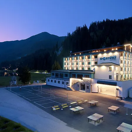Sportwelt 호텔 3*